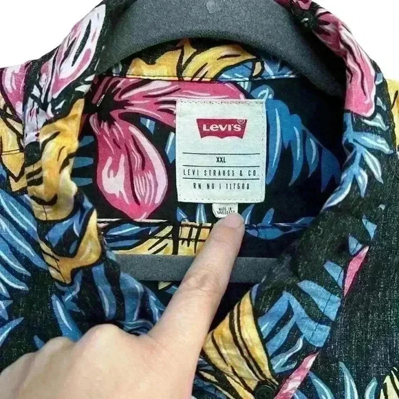 Levi's Multicolor Flower Pattern Hawaiian Tropical Button Up Shirt Men XXL - Picture 4 of 6